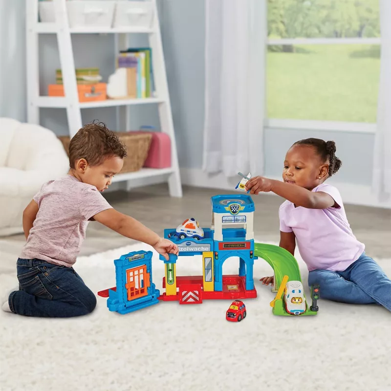 Rotaļu komplekts VTech Tut Tut Baby Flitzer Policijas iecirknis 80-569904 ar interaktīvām funkcijām un transportlīdzekļiem