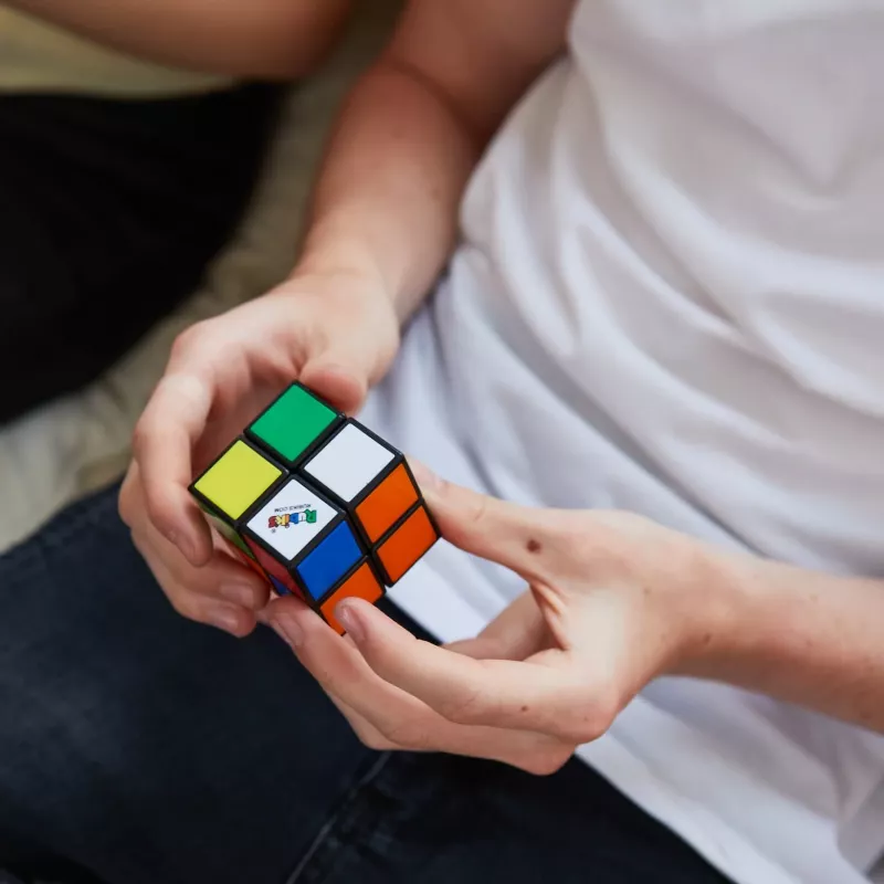 Rubik’s Mini 2x2, 2x2 klasiskā krāsu salikšanas puzle, kabatas izmēra prātu kutinoša rotaļlieta, iepakojums var atšķirties