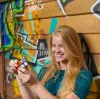 Rubik’s Mini 2x2, 2x2 klasiskā krāsu salikšanas puzle, kabatas izmēra prātu kutinoša rotaļlieta, iepakojums var atšķirties