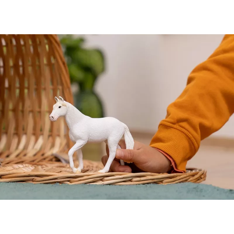 Rotaļlietu figūriņa Schleich Camarillo Ķēve Baltā 13959S Ieteicamais vecums 3+