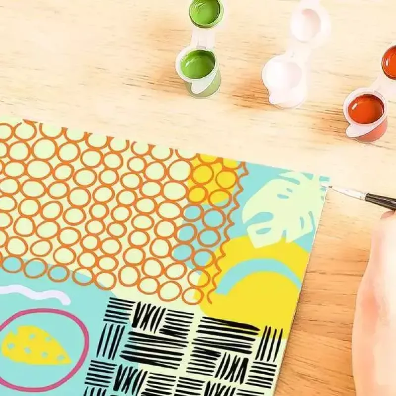 Krāsu komplekts Ravensburger CreArt Funky Shapes – krāsošanas komplekts radošiem mākslas projektiem