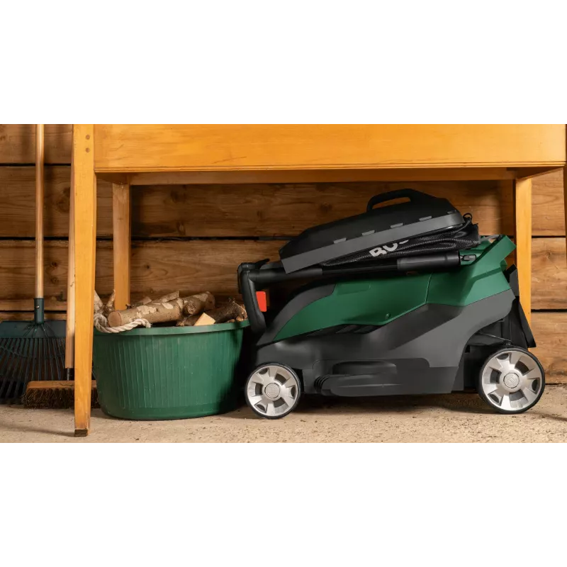 Zāles pļāvējs Bosch AdvancedRotak 40-650 — 1800 W, 40 cm pļaušanas platums, zaļš/melns