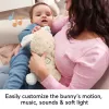 Fisher-Price Soothe & Settle Bunny mīkstā rotaļlieta mazulim un pielāgojama skaņas ierīce ar kustību