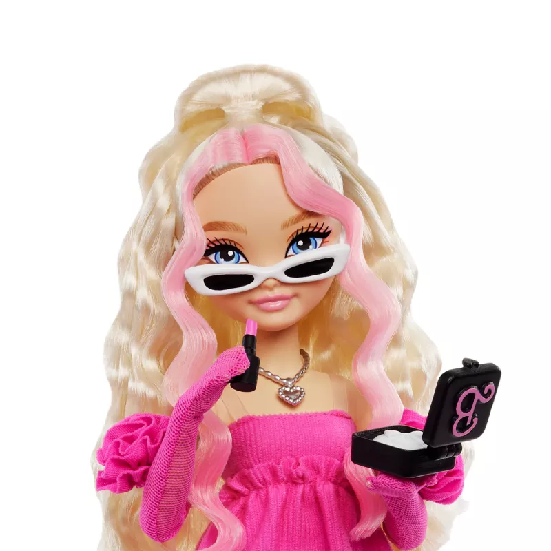 Barbie Dream Besties “Malibu” modes lelle ar 8 ar grimu un matiem saistītiem aksesuāriem