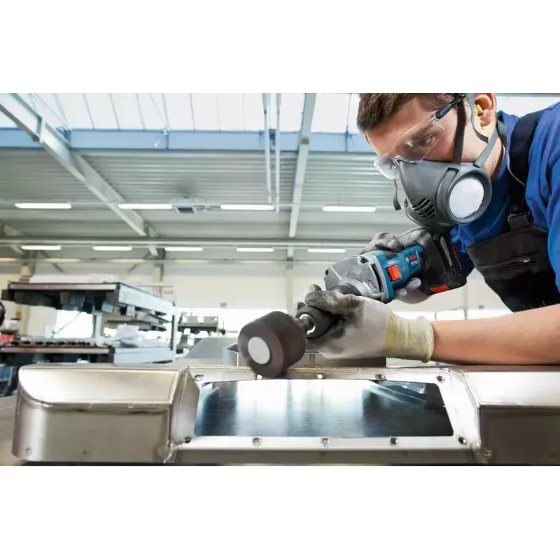 Bosch GGS 18V-10 SLC Professional leņķa slīpmašīna 1,6 kg