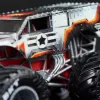 Monster Jam , Marvel Official Iron Man Vs. War Machine Die-Cast Monster Trucks, 1:64 mērogā, rotaļlietas zēniem un meitenēm no 3 gadu vecuma