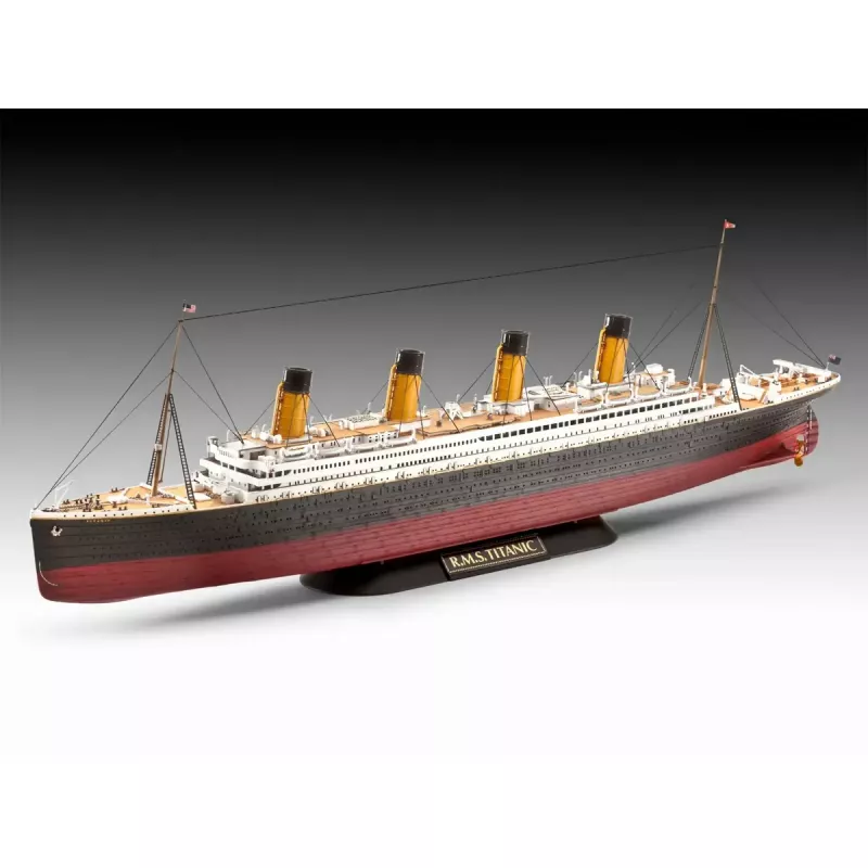 REVELL RMS Titanic 1:700 / 1:1200 plastmasas kuģa modelis (MPN 05727)