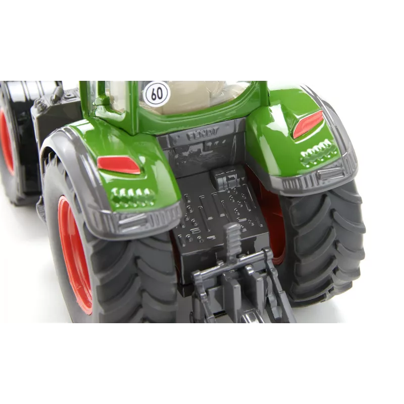 Traktora modelis Siku Fendt 728 Vario 1:32 Platums 180 mm Dziļums 86 mm Augstums 116 mm