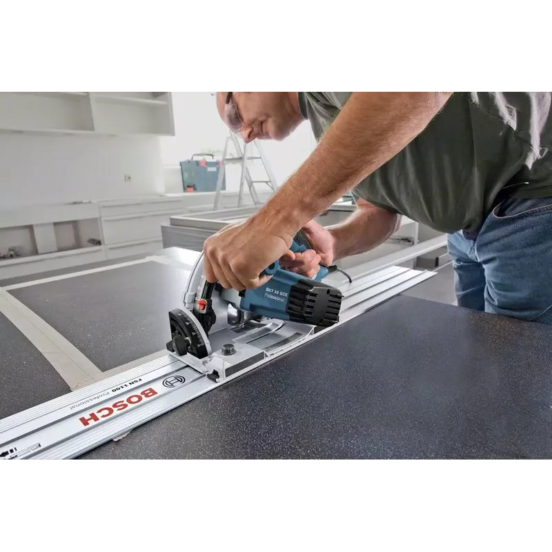 Bosch 0 601 675 001 pārnēsājamais ripzāģis 16.5 cm 6250 RPM 1400 W