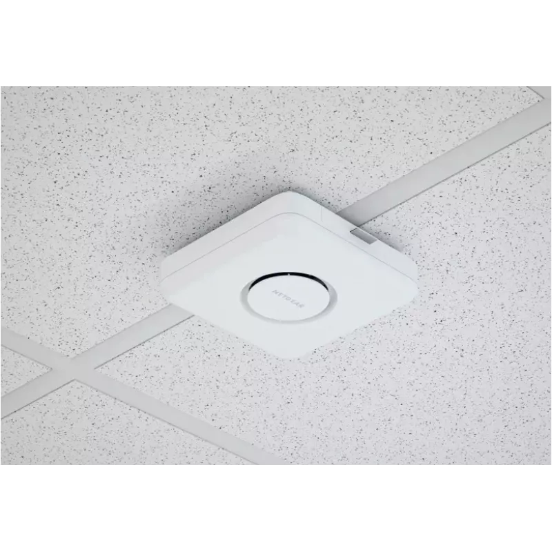 NETGEAR WBE710 balts Power over Ethernet (PoE)
