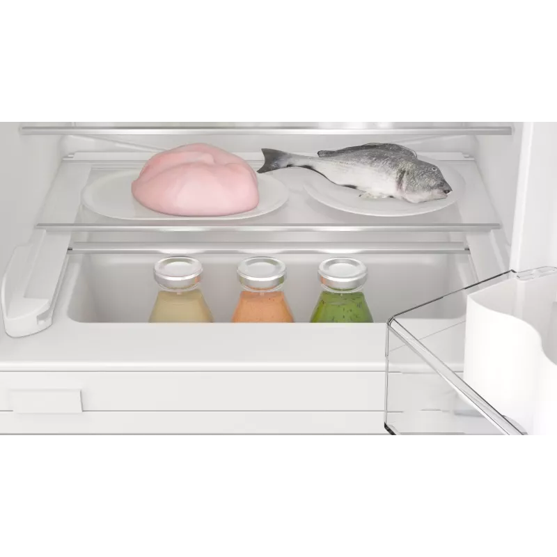 Bosch Serie 4 KUR21VFE0 ledusskapis Iebūvējamais 134 L Balts