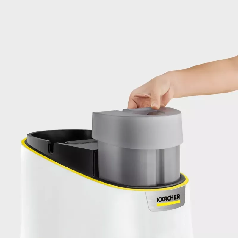 Tvaika tīrītājs Karcher SC 4 Deluxe ar 1,5 L ūdens tvertni un 1500 W jaudu