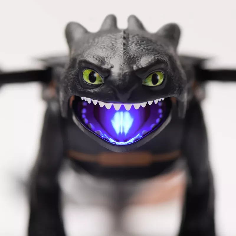 Darbības figūra Spinmaster Ultimate Plasma Blast Toothless 25 collu spārni ar gaismu un skaņu, vecumam no 4 gadiem