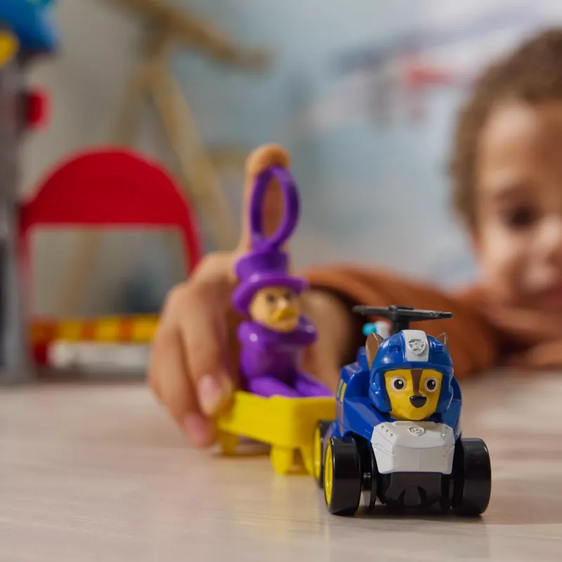 PAW Patrol : Air Rescue, Pup Squad Adventure Bay Airport Playset, ar Chase rotaļu auto un transportlīdzekļa palaidēju, rotaļlietas zēniem un meitenēm no 3 gadiem