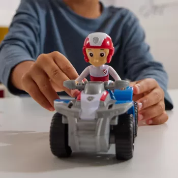PAW Patrol, Raidera kvadricikla rotaļlieta ar kolekcionējamu figūriņu, ilgtspējīgi veidotas rotaļlietas zēniem un meitenēm vecumā no 3 gadiem