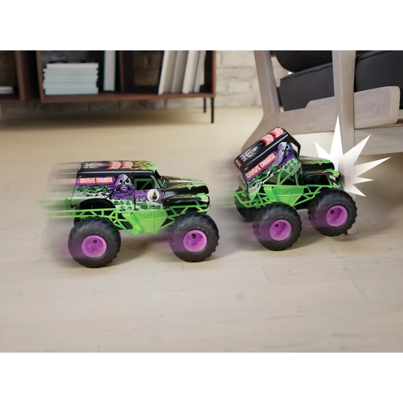 Monster Jam, oficiālā Smash & Bash Grave Digger tālvadības iekštelpu un āra braucamrīks, 1:15 mērogā salabojams monstru kravas auto, bērnu rotaļlietas zēniem un meitenēm no 4 gadu vecuma