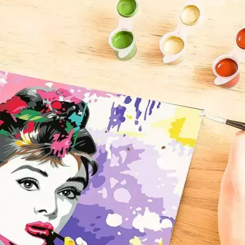 Ravensburger CreArt Premium — Audrey Hepburn krāsošanas komplekts (Ravensburger 25526)