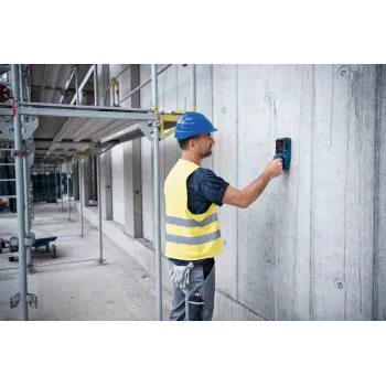Bosch Wallscanner D-tect 200 C Professional digitālais daudzdetektors svars 700 g
