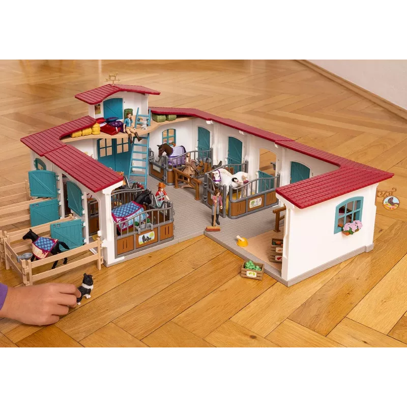 schleich HORSE CLUB Pieezera jāšanas centrs, Ferma, Zirgu stallis, Zirgi, 5 gadi, Daudzkrāsains, Plastmasa