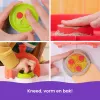 Kinetic Sand, SquishPizza Rising Pizza Oven Playset, radošas Lieldienu dāvanas, ietver 1lb formējamās rotaļu smiltis un 5 rīkus, rotaļlietu pārtikas mākslas un amatniecības komplekts bērniem