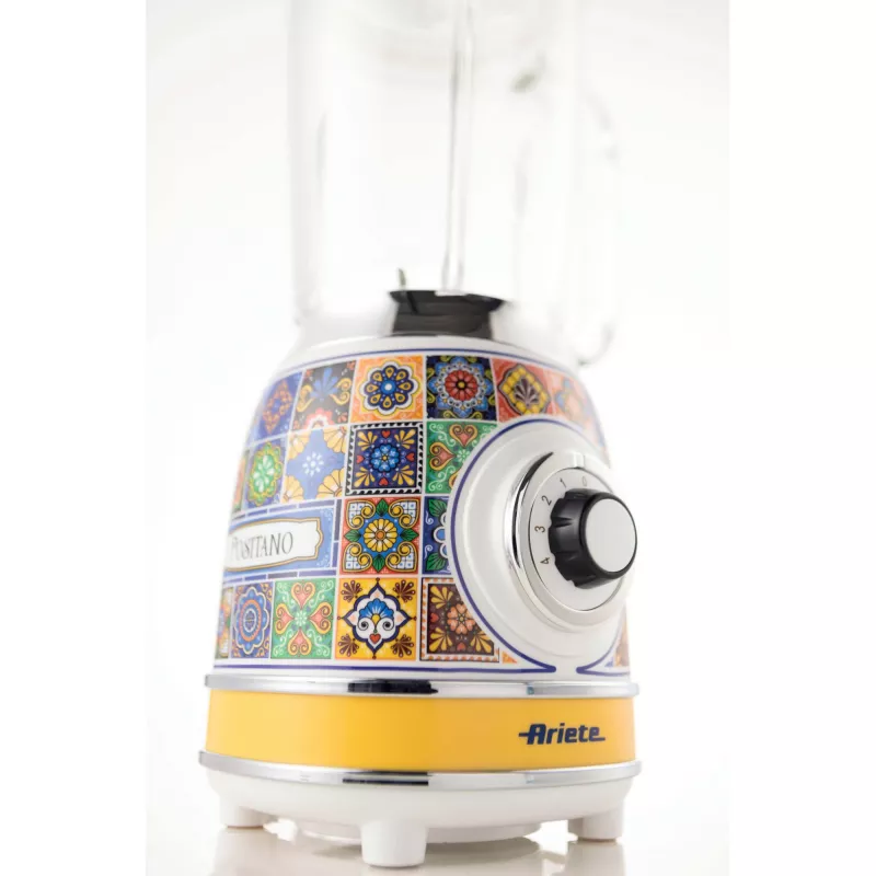 Ariete 583 Positano blenderis ar 1,5 litru stikla kannu, 4 nerūsējošā tērauda asmeņiem, 4 ātrumiem + impulsa režīms, 1000 W