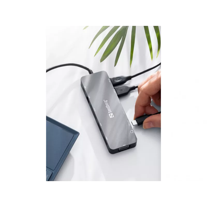 Sandberg USB-C 13-in-1 Travel Dock, USB Type-C, 100 W strāvas padeve, Ethernet 1000 Mbit/s