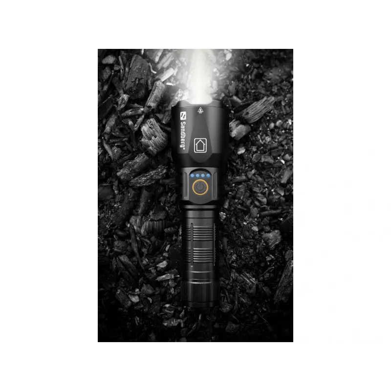 Sandberg Survivor Torch Powerbank 5000, rokas lukturis, melns, alumīnijs, IPX4, -30 - 40 °C, FCC, RoHS, UKCA, CE