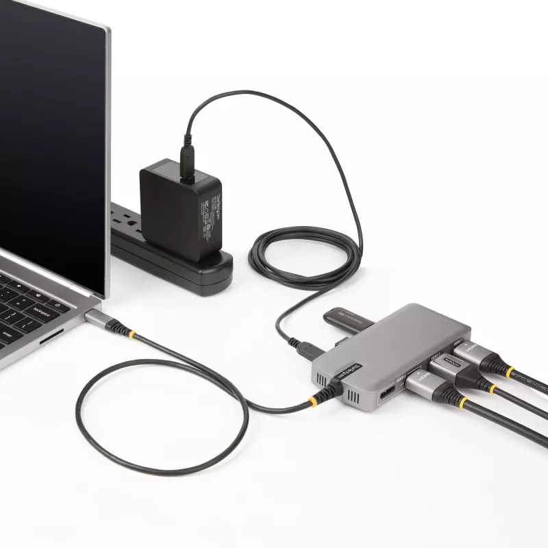 StarTech.com USB-C trīskāršu monitoru vairākportu adapteris, dubultā 4K 60Hz + 4K 30Hz HDMI un DisplayPort, 3 portu USB 10Gbps centrmezgls, 100W PD caurlaide, GbE, ceļojumu dokstacija, Windows un ChromeOS