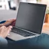 StarTech.com 13.5 collu Surface Laptop / Surface Book privātuma ekrāns, pretatspīduma privātuma filtrs ar 51% zilās gaismas samazinājumu, monitora ekrāna aizsargs ar +/- 30 grādu skata leņķi, matēta apdare