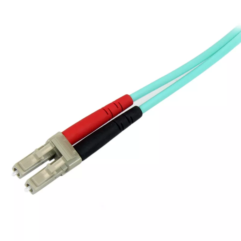 StarTech.com 2m (6ft) LC/UPC uz SC/UPC OM3 daudzrežīmu optiskās šķiedras kabelis, pilna dupleksa 50/125µm rāvējslēdzēja tipa šķiedras kabelis, 100G, zemi ievades zudumi, LSZH optiskās šķiedras pārejas vads