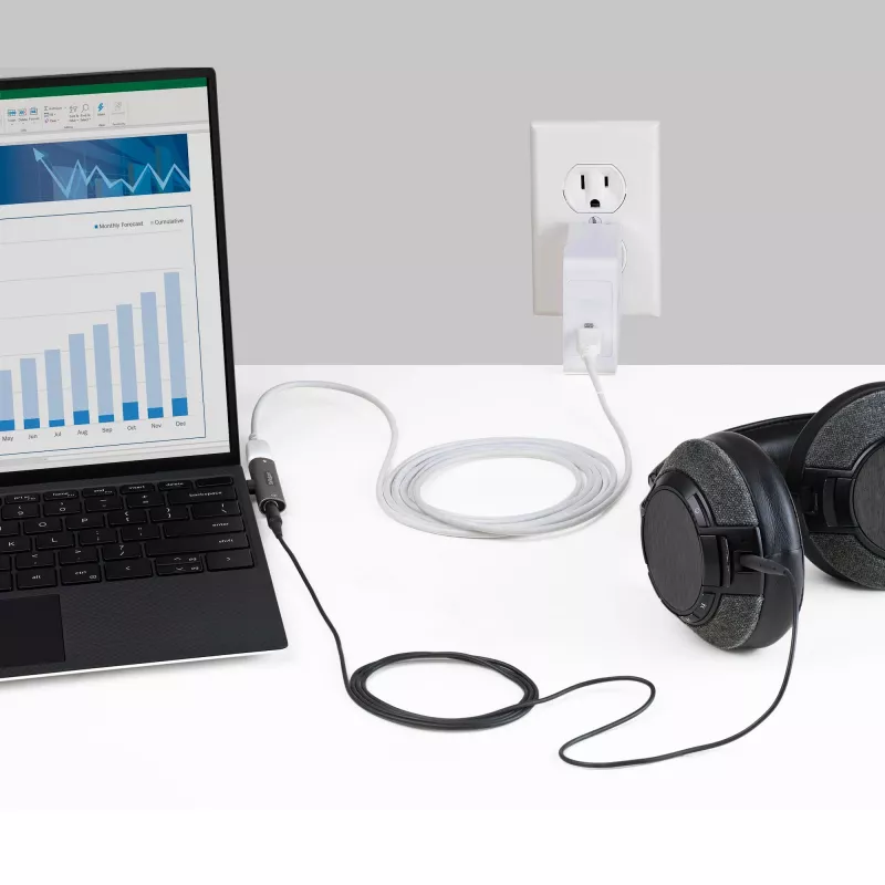 StarTech.com USB C Audio un uzlādes adapteris - USB-C audio adapteris ar 3,5 mm TRRS austiņu/austiņu ar mikrofonu ligzdu un 60 W USB Type-C Power Delivery caurlaides lādētājs - USB-C tālruņiem/planšetdatoriem/klēpjdatoriem