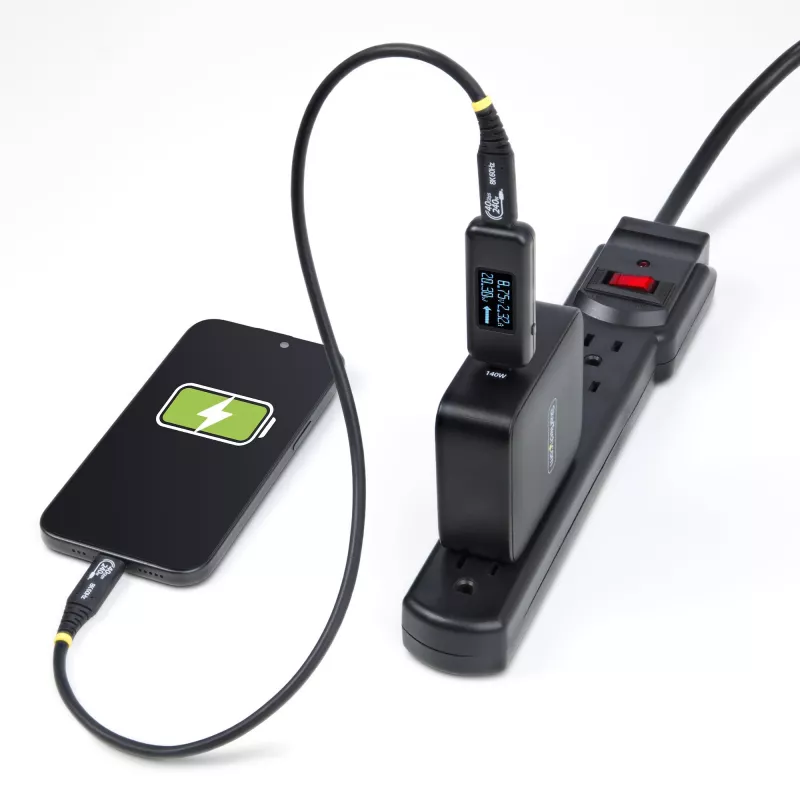 StarTech.com USB-C Strāvas Testeris, Digitālais Multimetrs, Divvirzienu Sprieguma un Strāvas Mērītājs, līdz 240 W PD EPR, Pārnēsājams USB-C Kabeļa un Pieslēgvietas Strāvas Mērītāja Testeris