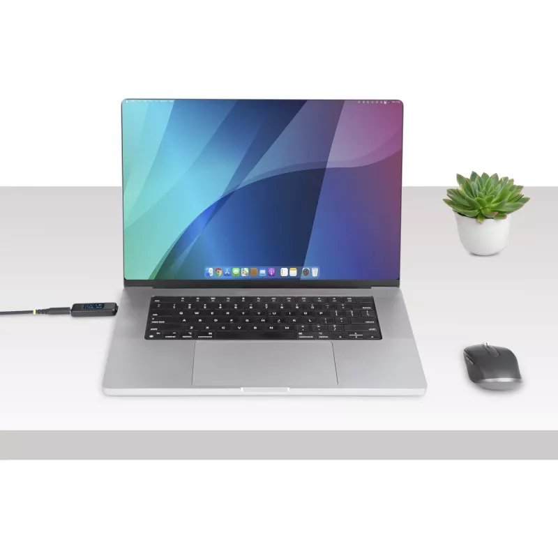 StarTech.com USB-C Strāvas Testeris, Digitālais Multimetrs, Divvirzienu Sprieguma un Strāvas Mērītājs, līdz 240 W PD EPR, Pārnēsājams USB-C Kabeļa un Pieslēgvietas Strāvas Mērītāja Testeris