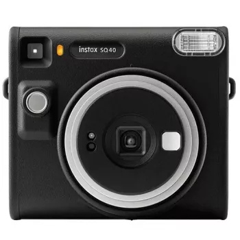 Fujifilm Instax Square SQ40 melna kamera ar attēla izmēru 62x62 mm