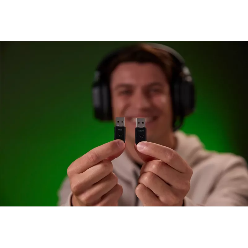 Turtle Beach Stealth 700 melns Xbox bezvadu spēļu austiņu komplekts ar 80 stundu bateriju, Bluetooth, diviem raidītājiem un 60 mm skaļruņiem Xbox Series X vai S, Xbox One, PC un mobilajām ierīcēm