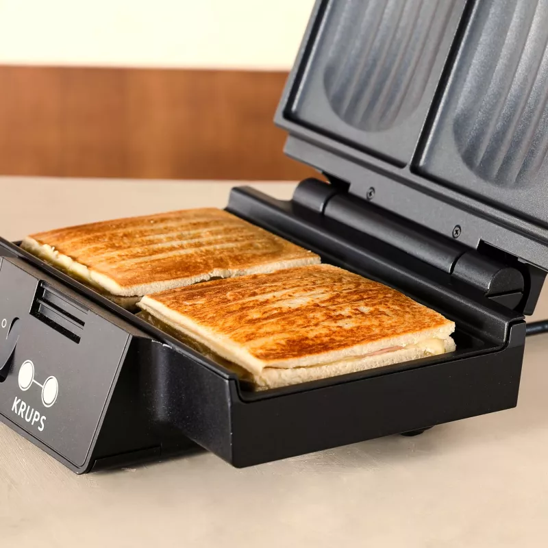 Krups FDK Iconic FDK462 sviestmaižu gatavotājs 850 W melns