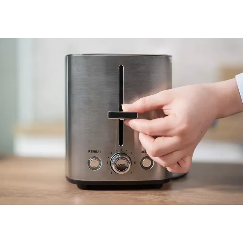 Tosteris Unold Tom 38266 4 šķēlēm no nerūsējošā tērauda 1200 W