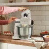Virtuves kombains Bosch Serie 2 MUMS2EW00 — 700 W motors, 3,8 L nerūsējošā tērauda bļoda, balts