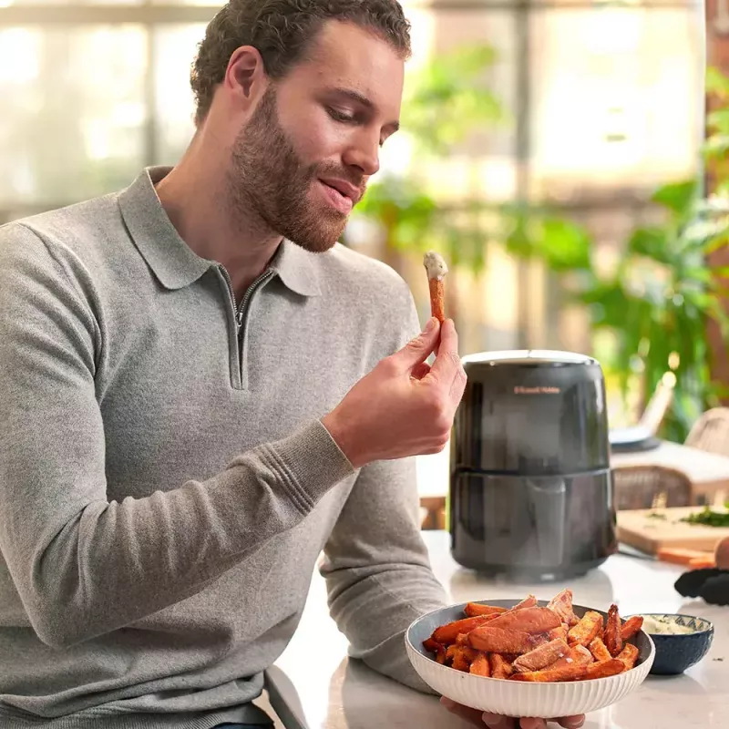Karstā gaisa fritēze Russell Hobbs SatisFry Air 1.8 L 1100 W Melna