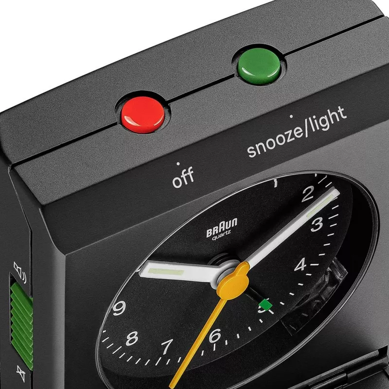 Modinātājpulkstenis BRAUN BC 05 B Quartz Salokāms Melns — kompakts ceļojumu modinātājs ar kvarca mehānismu