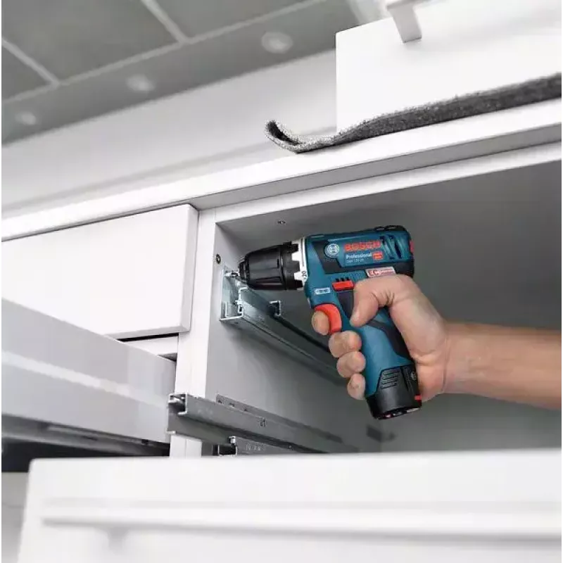 Bosch 1 x GBA 12V 2.0Ah + 1 x GBA 12V 4.0Ah + GAL 12V-40 Professional akumulatora lādētājs Mājsaimniecības akumulators AC