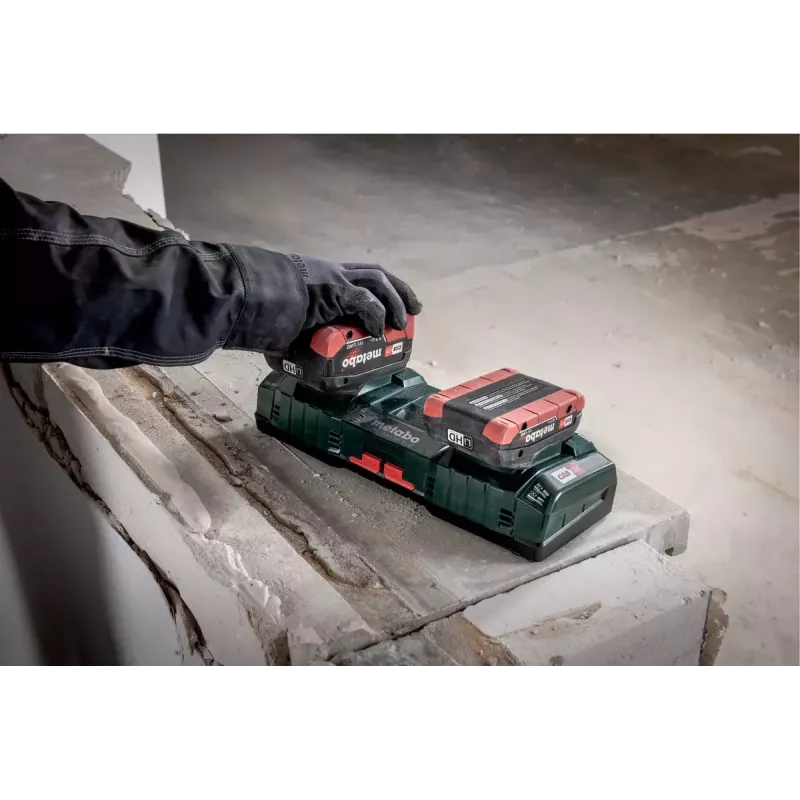 Baterijas lādētājs Metabo 627495000 Universal AC Lithium-Ion zaļa