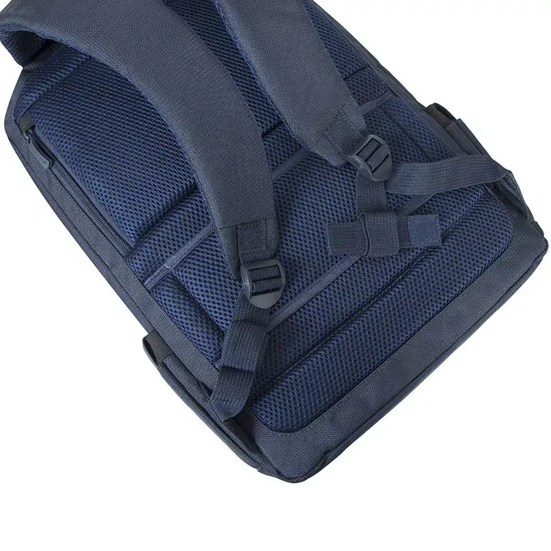 Mugursoma Rivacase 8460 portatīvajiem datoriem līdz 43,9 cm (17,3 collas), poliesteris, zila, 717 g