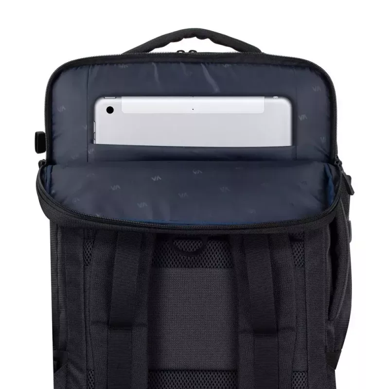Mugursoma Rivacase 8461 43,9 cm 17,3 collas Melns 2 priekšējās kabatas