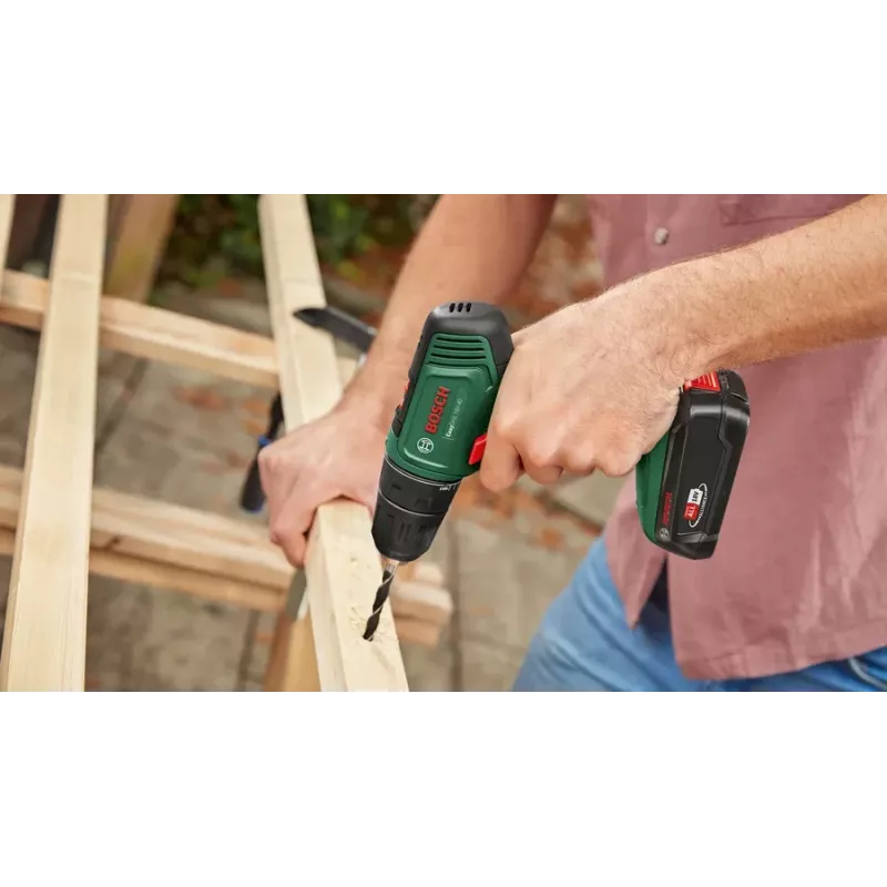 Bosch EasyDrill 18V-40 1630 RPM bezatslēgas 1,3 kg melna, zaļa