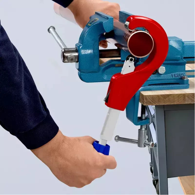 Cauruļu griezējs Knipex 90 31 03 BK piemērots misiņam, vara, tēraudam