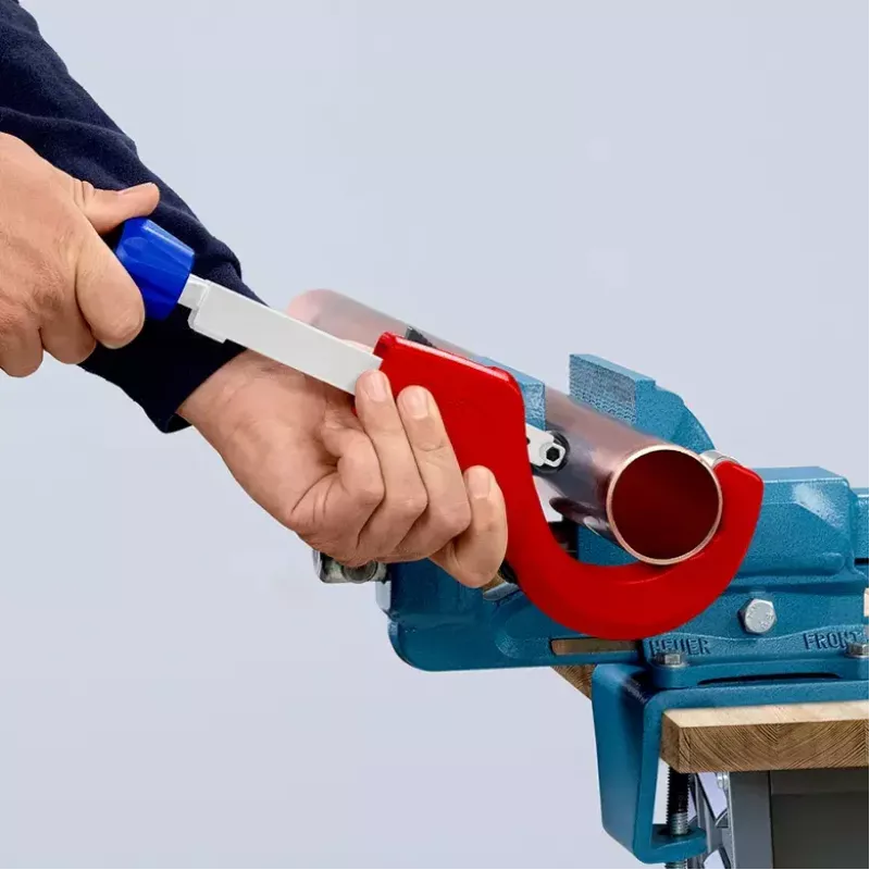 Cauruļu griezējs Knipex 90 31 03 BK piemērots misiņam, vara, tēraudam