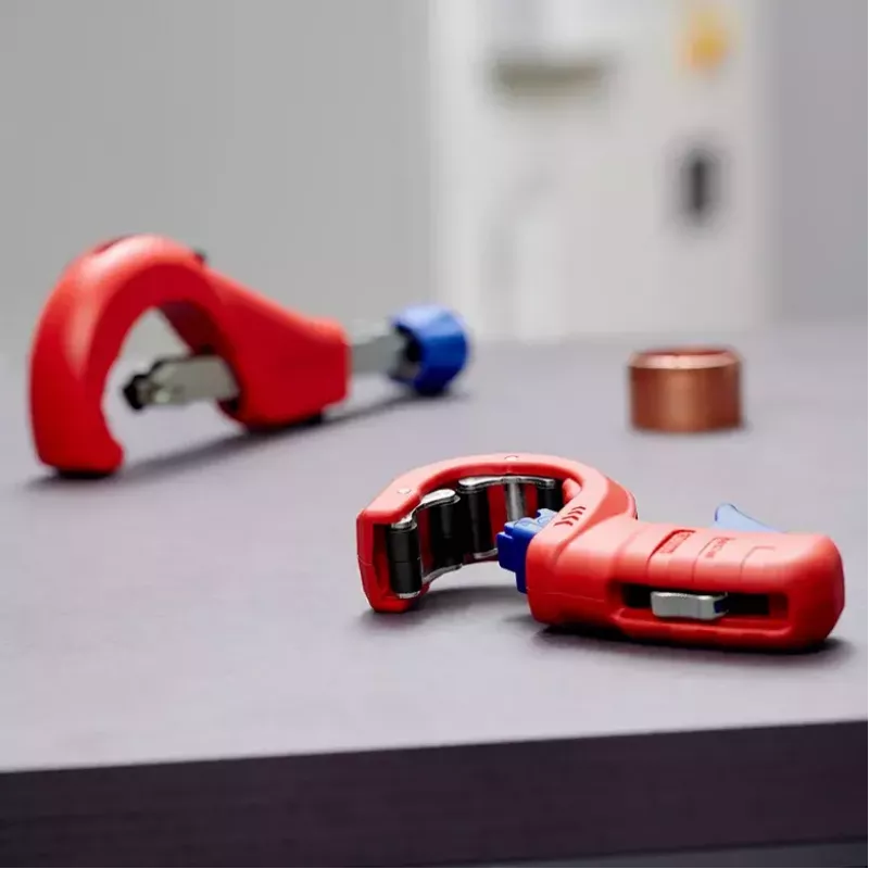 Cauruļu griezējs Knipex 90 31 03 BK piemērots misiņam, vara, tēraudam