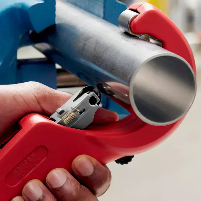Cauruļu griezējs Knipex 90 31 03 BK piemērots misiņam, vara, tēraudam