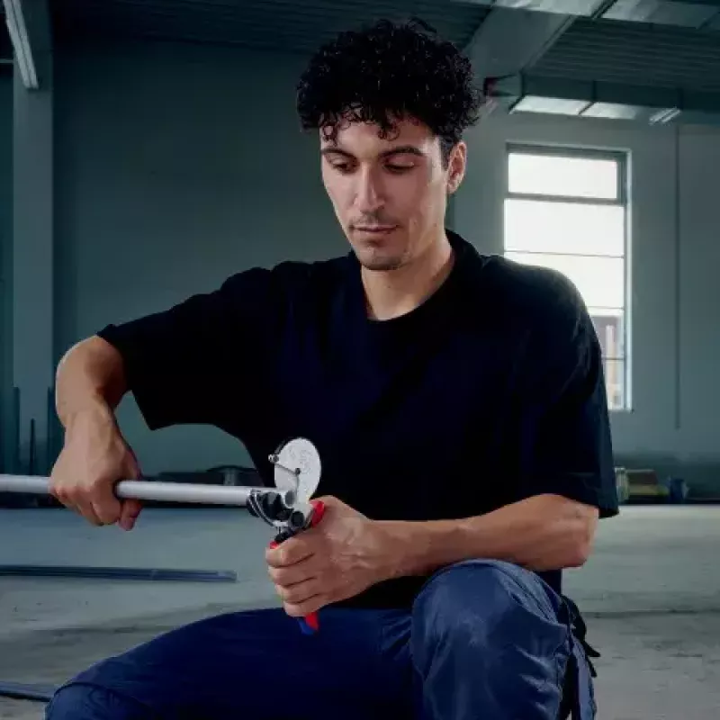 Cauruļu šķēres Knipex 90 25 25 Alumīnijs Melns Zils Sarkans 210 mm
